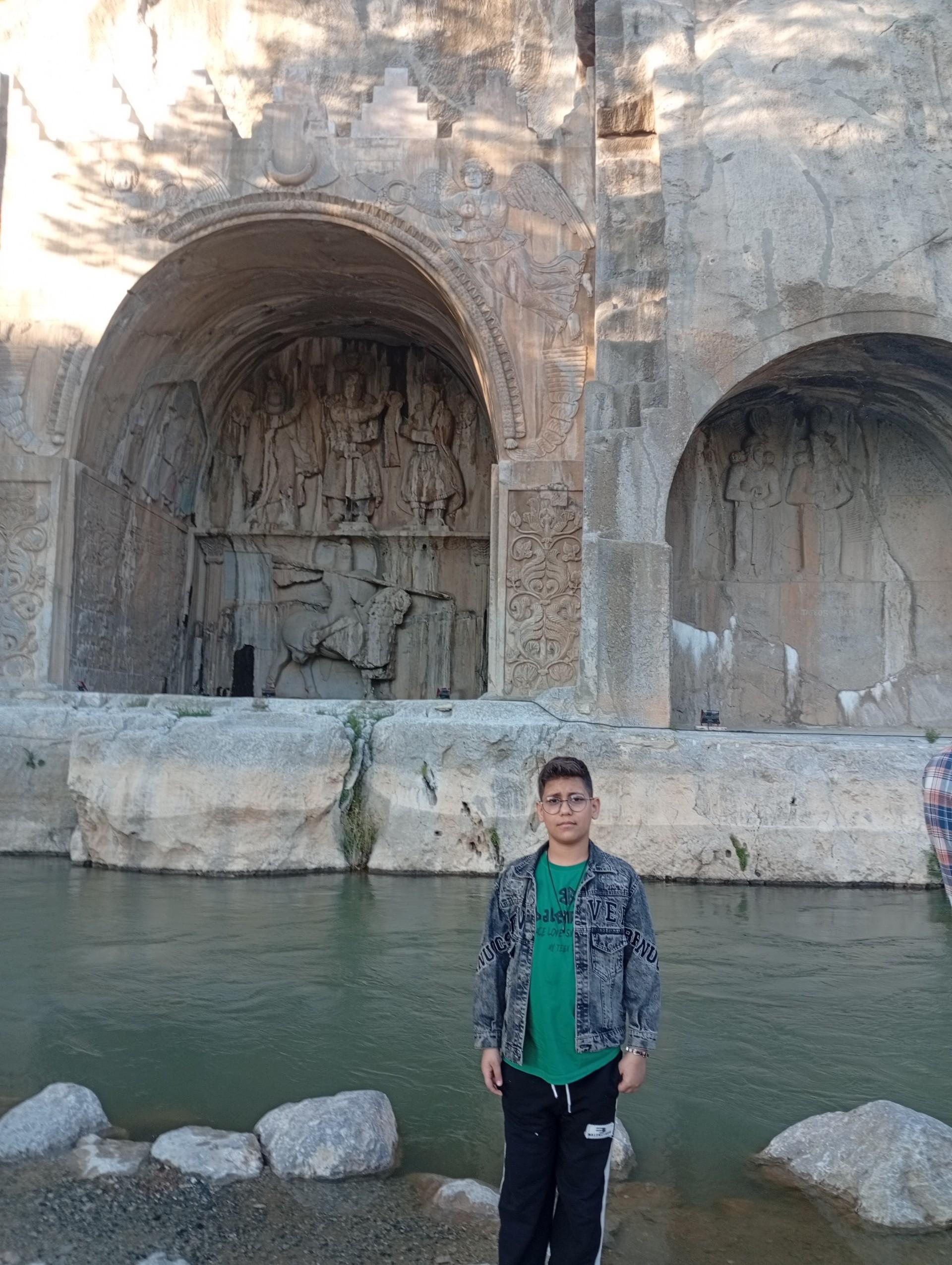 عکس سنگ نوشته بیستون