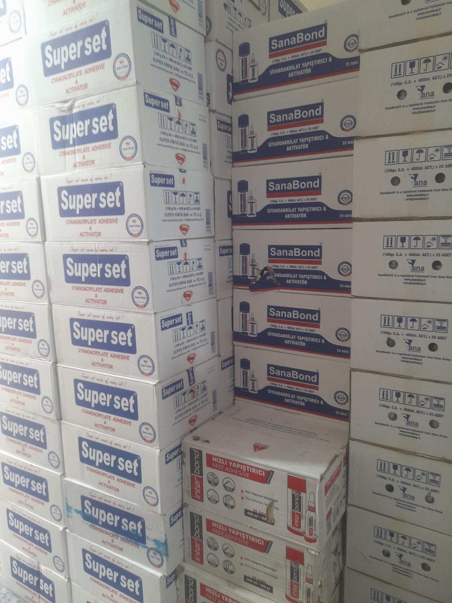 عکس پخش چسب کارن