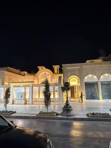 عکس عمارت ماهینه
