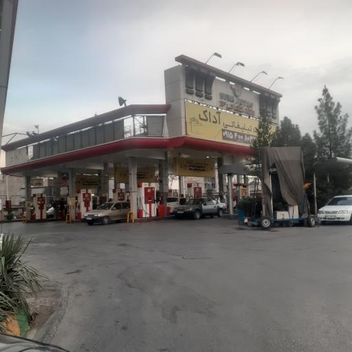 عکس پمپ بنزین میدان جمهوری