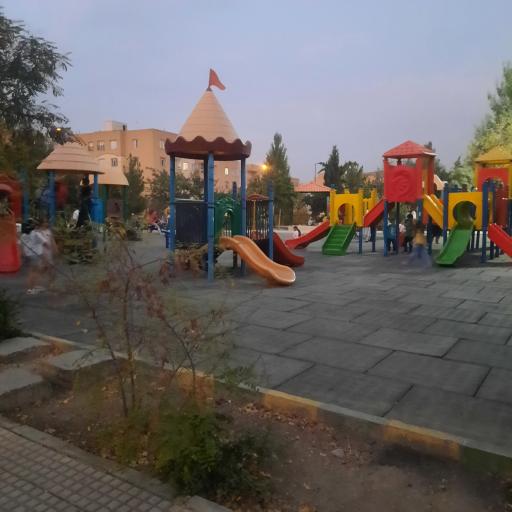 عکس بوستان صلح و دوستی