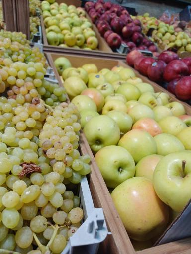 عکس سوپر میوه و سبزی دهقان