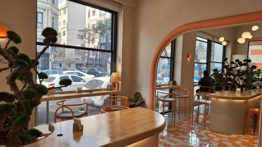 عکس کافه بیکری لاویدا