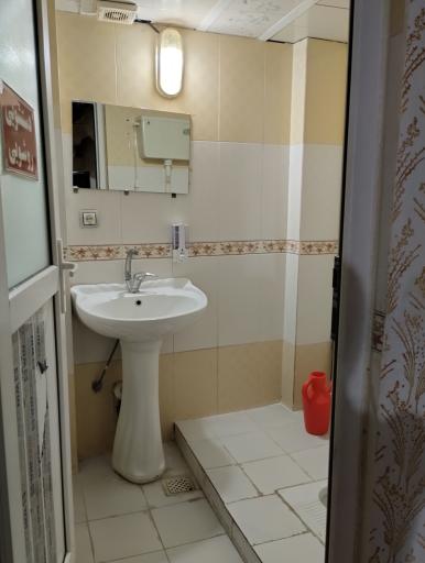 عکس مسافرخانه ایران نو