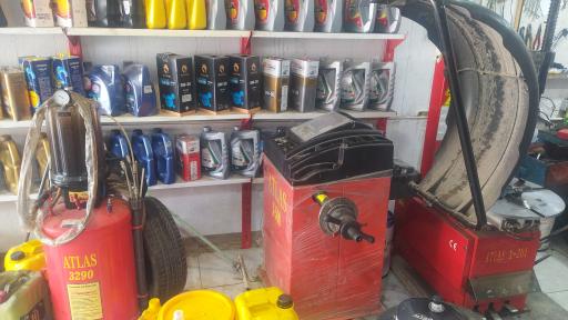 عکس تعویض روغنی قلی زاده 