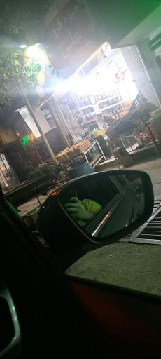 عکس میوه فروشی علی