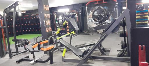 عکس باشگاه بانوان رضا فیت