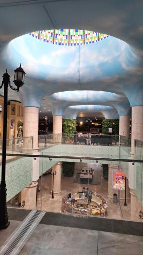 عکس مرکز تجاری و تفریحی مشیر