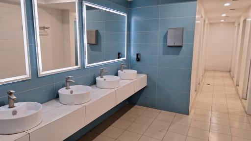 عکس مرکز تجاری و تفریحی مشیر