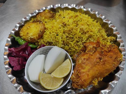 عکس رستوران میزبان ایرانیان