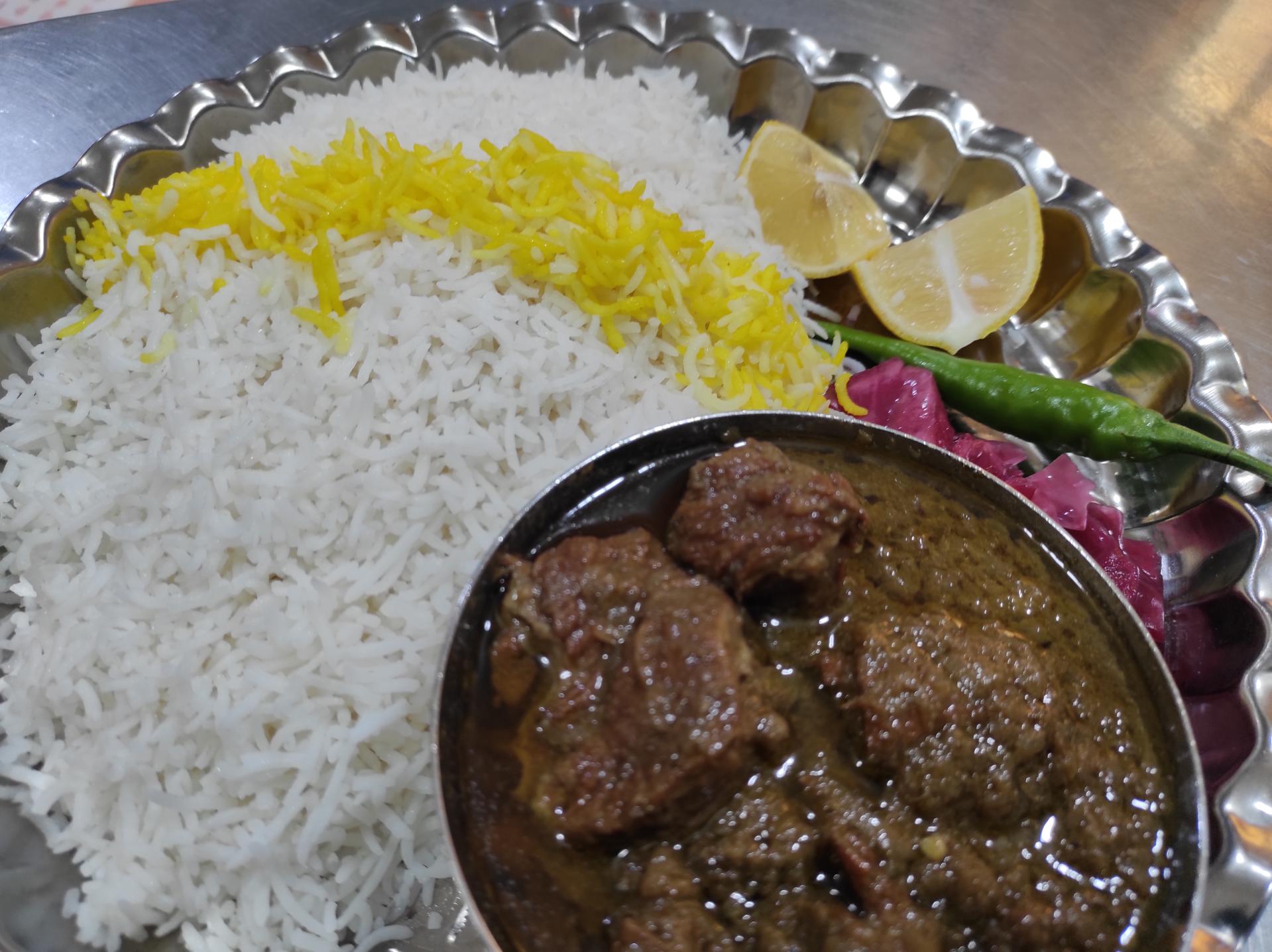 عکس رستوران میزبان ایرانیان