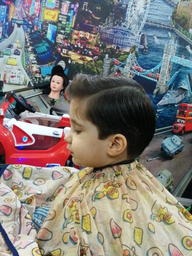 عکس پیرایش تخصصی کودک