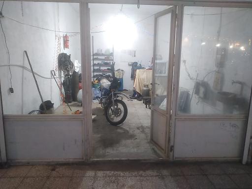 عکس تعمیرگاه موتورسیکلت موعود