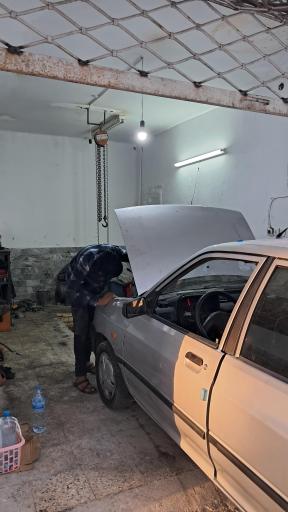 عکس تعمیرگاه اتومبیل ۴۵۲