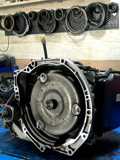 عکس تعمیرگاه گیربکس اتوماتیک