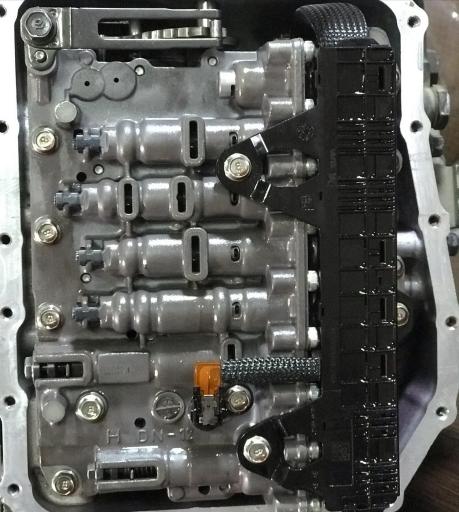 عکس تعمیرگاه گیربکس اتوماتیک