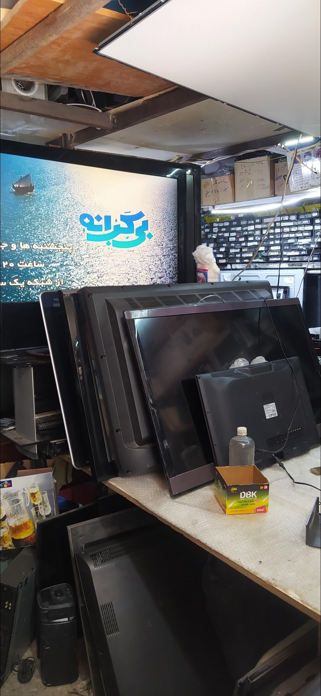 عکس تعمیرگاه تلویزیون سعید