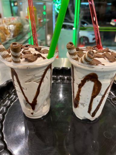 عکس تریا بستنی ماه بانو