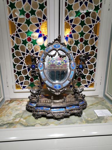 عکس موزه آیینه و روشنایی یزد