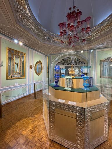 عکس موزه آیینه و روشنایی یزد