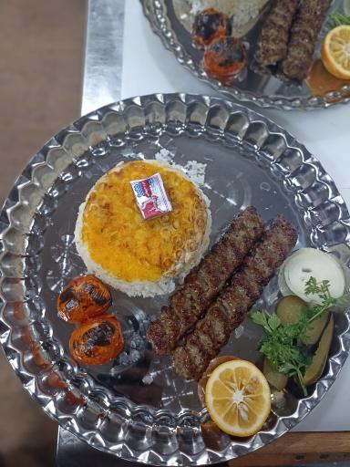 عکس رستوران گیلانه