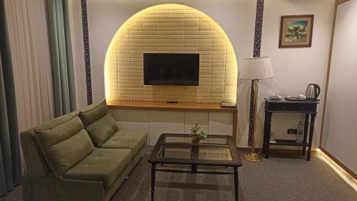 بوتیک هتل ،رستوران و کافی شاپ هنر 