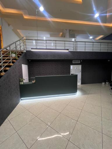 عکس کلینیک دندانپزشکی فروردین