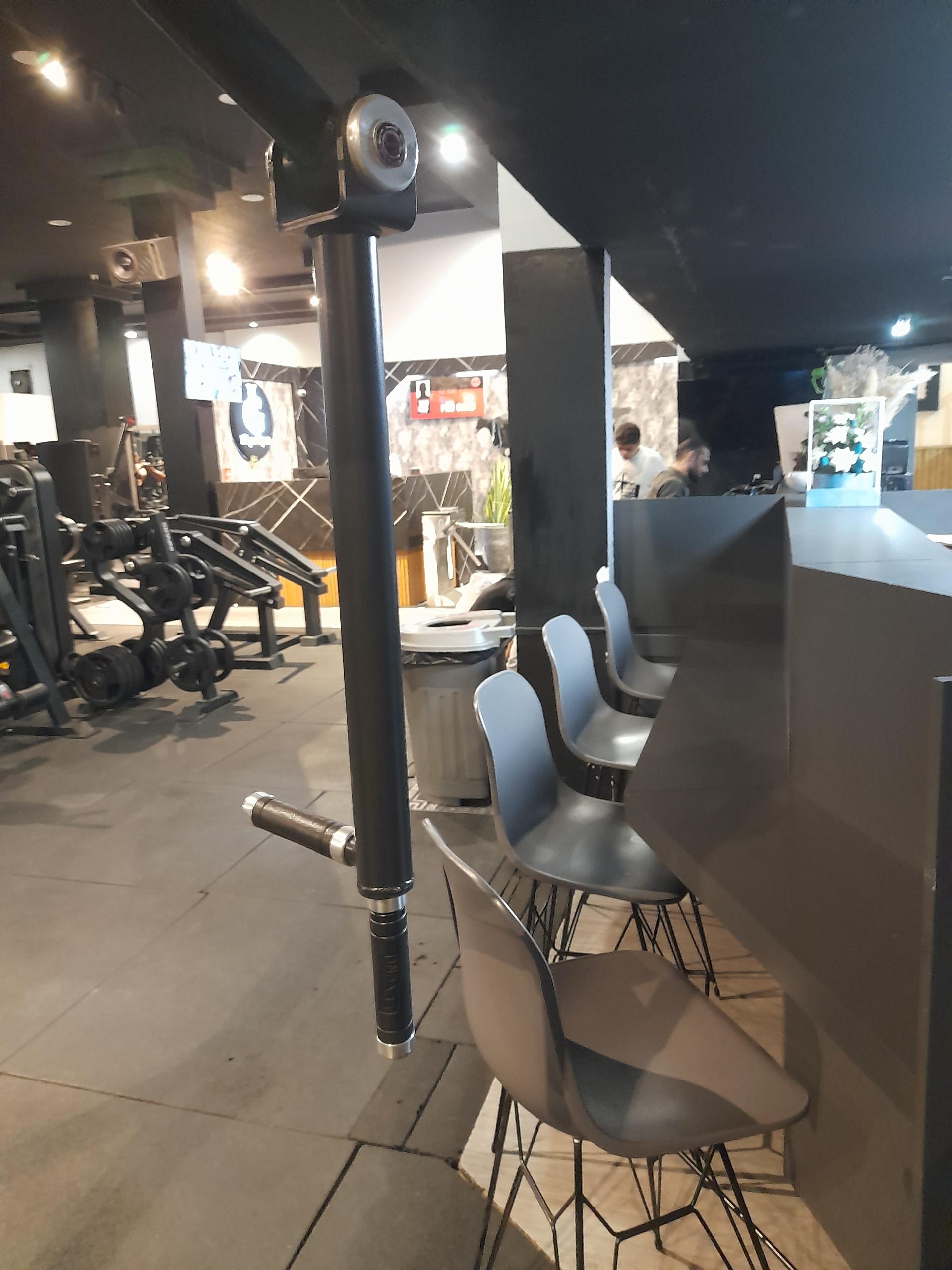 عکس میز و صندلی مقدم