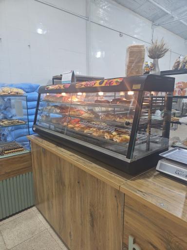 عکس فروشگاه نان و شیرینی نان استار