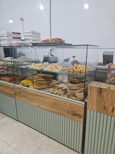 عکس فروشگاه نان و شیرینی نان استار