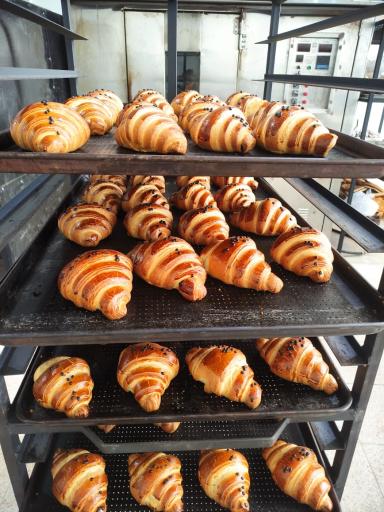 عکس فروشگاه نان و شیرینی نان استار