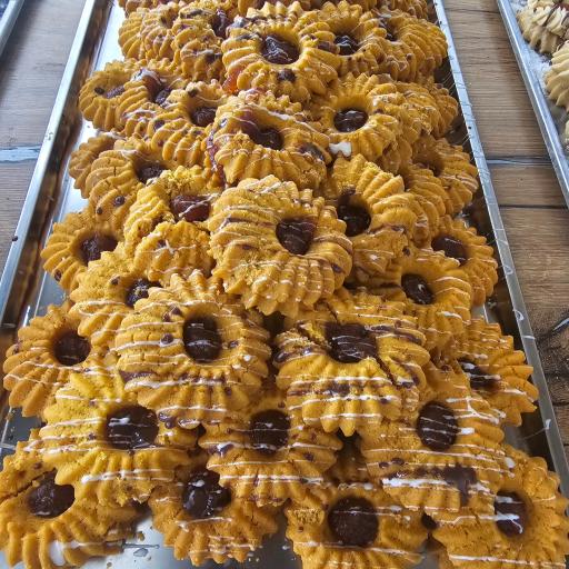 عکس فروشگاه نان و شیرینی نان استار