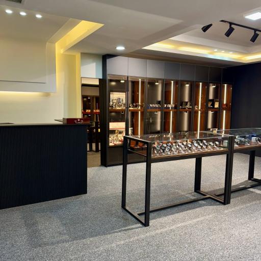 عکس گالری ساعت تهران‌ زمان