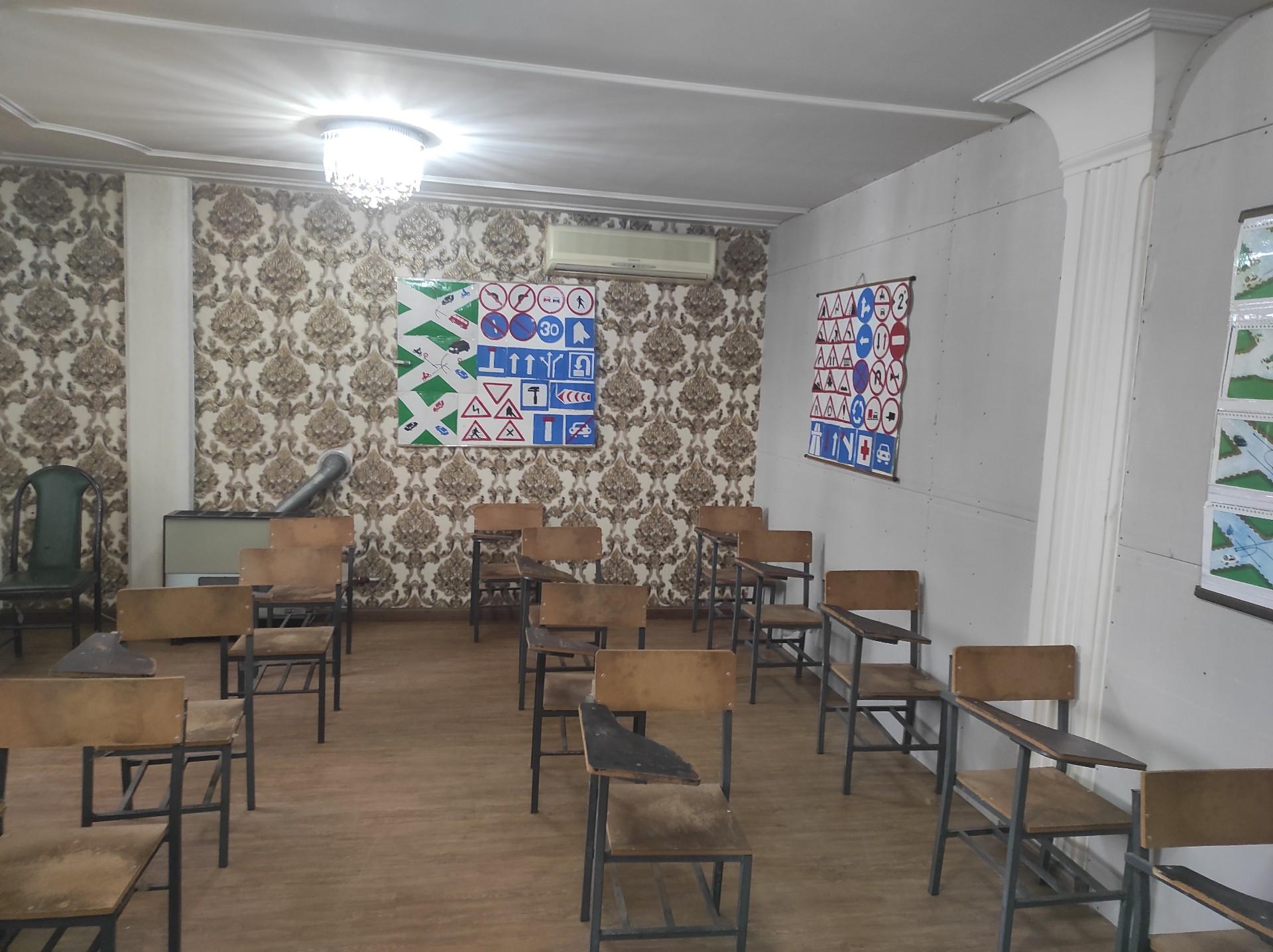 عکس آموزشگاه رانندگی صبا لاهیجان