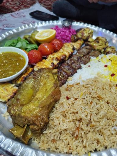 عکس رستوران ترکمنی گونش