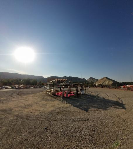 عکس مزار شهید گمنام باغ موزه دفاع مقدس