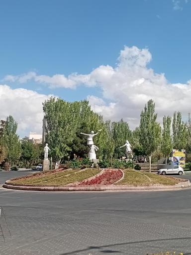 عکس میدان شاه گؤلی