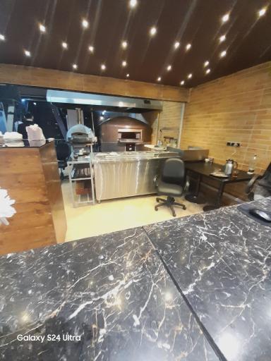 عکس پیتزا هوبر