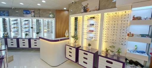 عکس فروشگاه عینک کیمیا