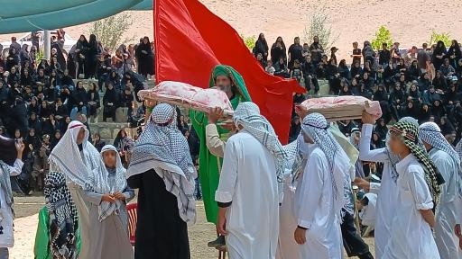 محل اجتماعات مردمی و تعزیه امام حسین (ع)