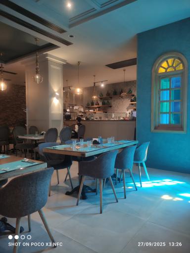 عکس رستوران عمارت وکیل