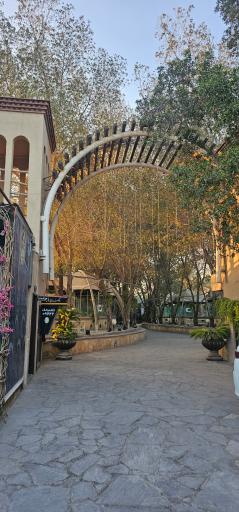 عکس رستوران بادگیران