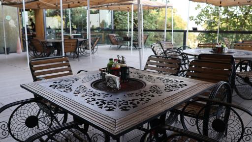 عکس کافه رستوران مذهبی فانوس جماران