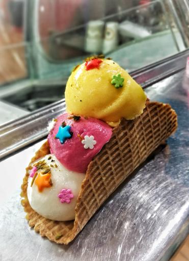 عکس بستنی سروش