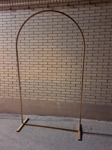 عکس فروشگاه لوازم جشن تولد و آتشبازی عسگری