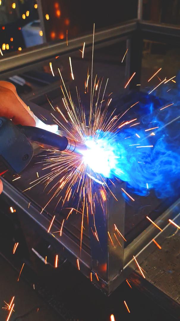 عکس آذران تابلو سپهر