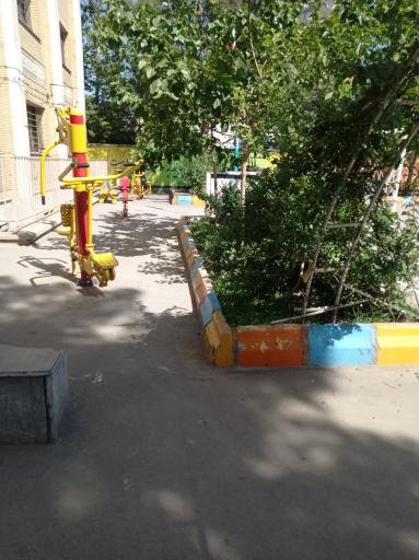 عکس دبیرستان غیردولتی رایان 1