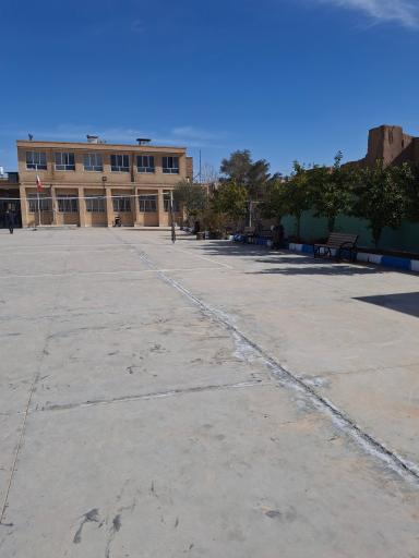 عکس دبیرستان دخترانه دوره اول متوسطه حفیظی