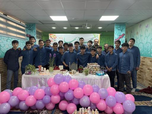 عکس مجتمع پسرانه نیکان دانش