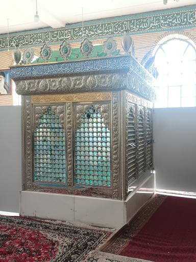 عکس آستانه‌ امام زاده سلیمان